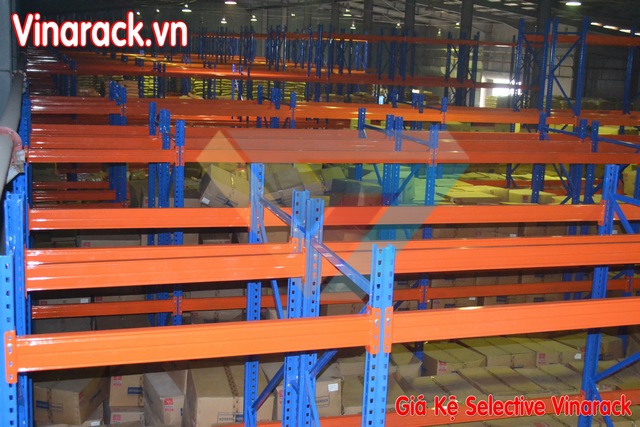 hệ thống kệ selective chứa pallet